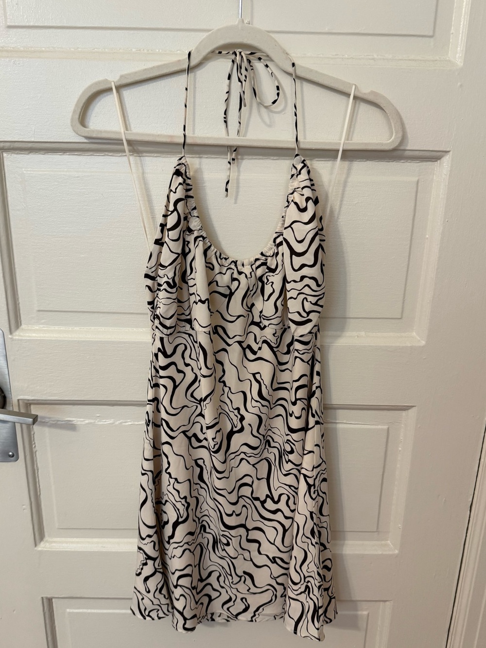 NWT Abercrombie & Fitch Brown and Cream Print Ruched Halter Mini Dress - Picture 2 of 7